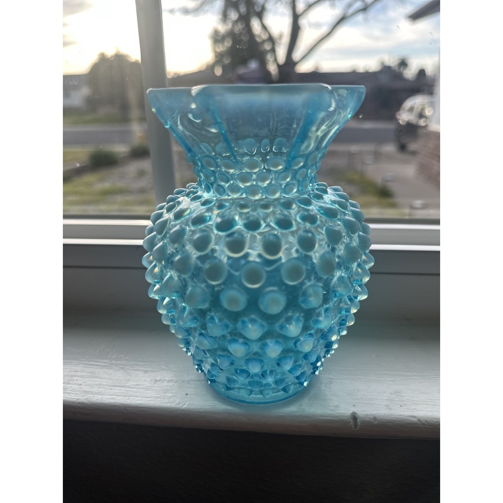 Fenton Hobnail Blue Opalescent 8-Point Flared Vase 5.25" Vintage Glass